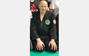 THIEU LAM CONG PHU EN DEUIL